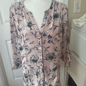 NWOT Daniel Rainn pink floral blouse M adjustable sleeves